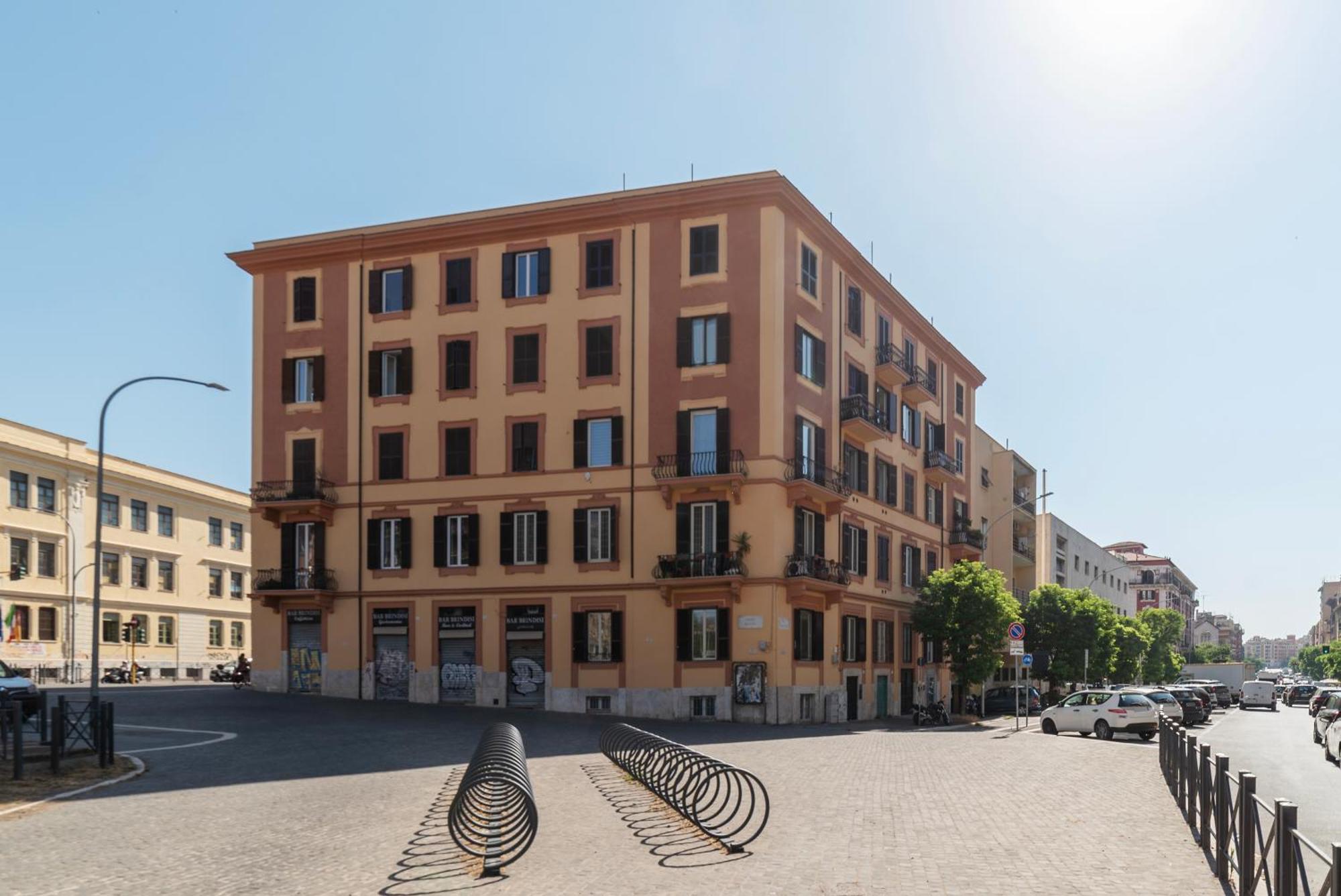 Mm San Giovanni Apartment Рим Экстерьер фото